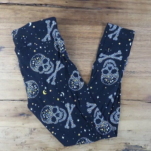 NO BOUNDARIES BLACK SUGAR SKULL HIGH RISE ANKLE LENGTH LEGGING SIZE SMALL NWT - Picture 1 of 8